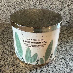 Bath & Body Works Basil Green Tea 3-Wick Candle
